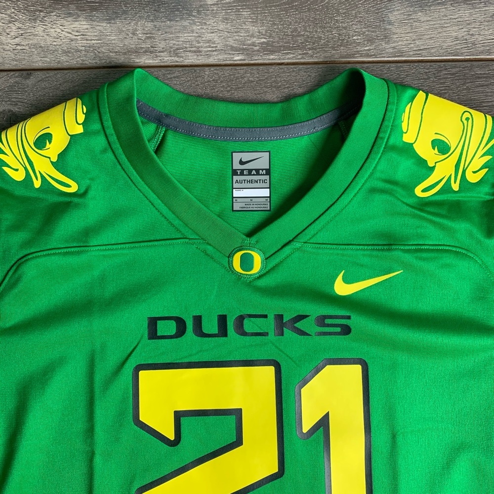Nike Oregon Ducks Women’s Football Jersey NWT #21 - Picture 2 of 5